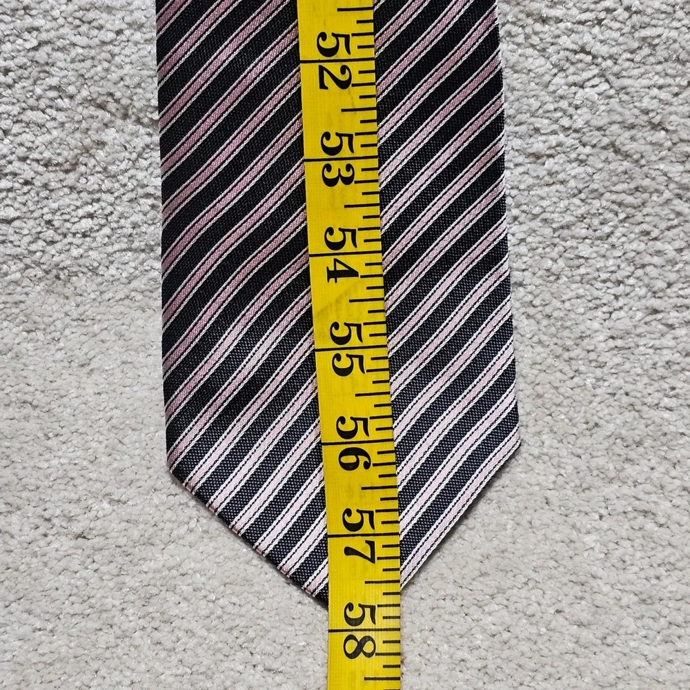 Geoffrey Beene Mens Striped Necktie Navy Pink Silk Easy Care Stain Repellent‎